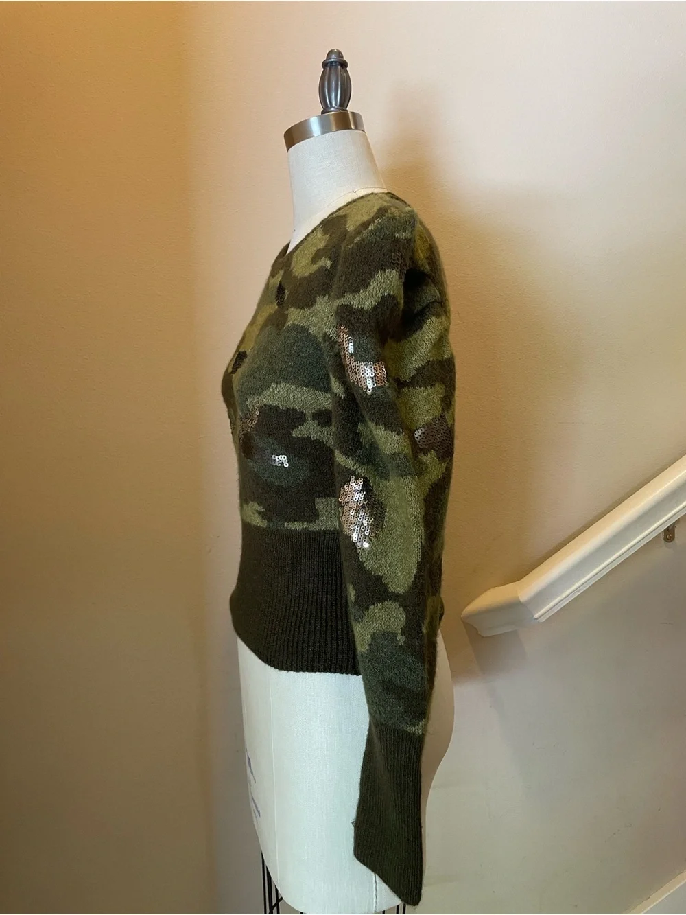 Zara Olive & Dark Green Camo Sequin Puff-Sleeve Sweater - Picture 2 of 5